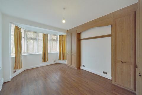 23 East Court, Wembley, HA0 3QJ
