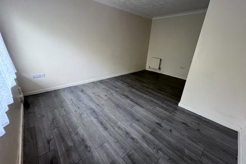 3 bedroom ground floor flat to rent, Laundry Lane, Thorpe St. Andrew NR7