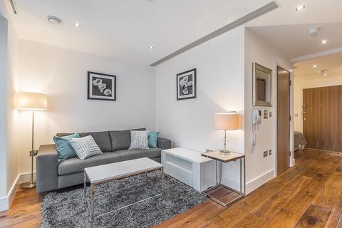 undefined, Lincoln Plaza, London E14