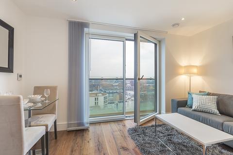 undefined, Lincoln Plaza, London E14