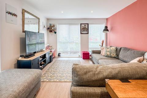 2 bedroom flat for sale, Colliery Close, Ashton, BS3 2EU