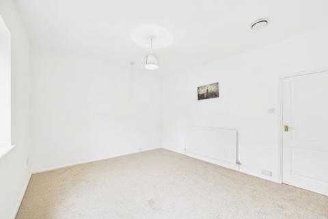 2 bedroom end of terrace house to rent, Prospect Street, Manchester M29