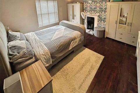 3 bedroom terraced house for sale, Brook Street, Loughborough LE12