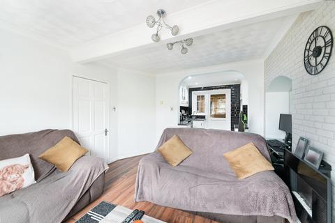 3 bedroom terraced house for sale, Halesowen Road, Morden SM4