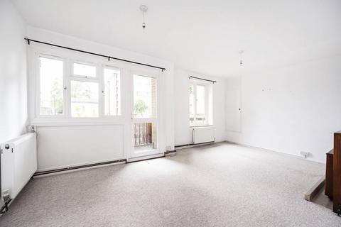 2 bedroom flat to rent, Amhurst Road, Hackney, London, E8