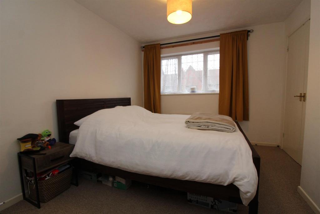 Master bedroom.JPG