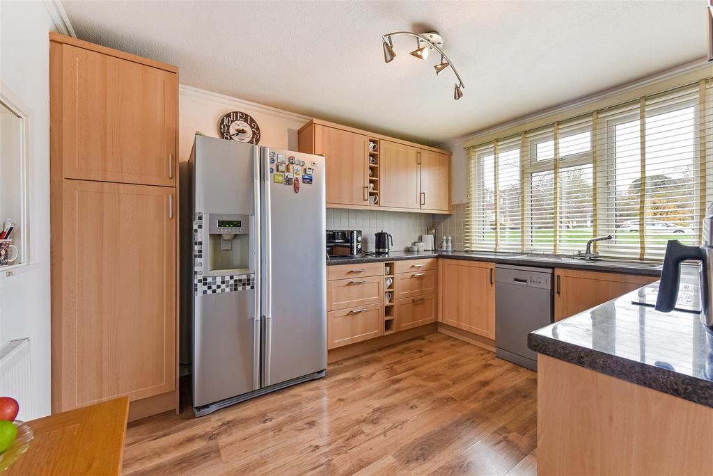 Fitted Kitchen
