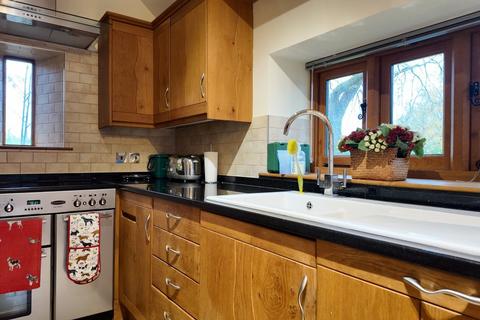 1 bedroom house to rent, Whitton, Knighton
