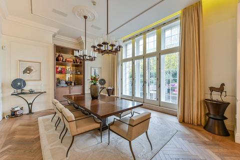 4 bedroom maisonette for sale, Connaught Place, Connaught Village, W2