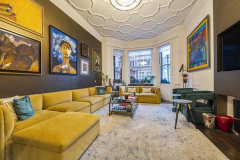 3 bedroom flat to rent, Draycott Place, Chelsea, London, SW3
