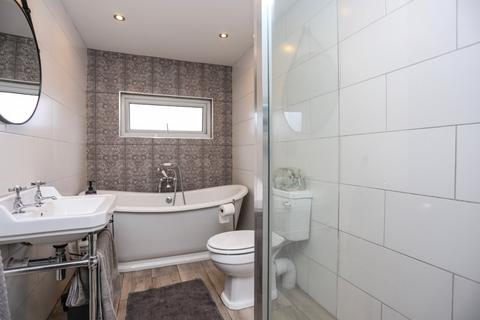3 bedroom end of terrace house for sale, Mauldeth Close, Heaton Mersey, Stockport, SK4