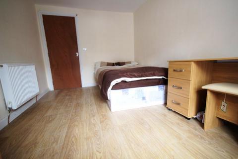 undefined, 4 Bed Apartment, (Flat 1) Bridge Street
