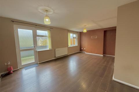 undefined, Cardiff Rd, Aberdare CF44