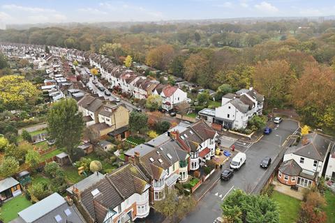 3 bedroom house for sale, Park Road, Wanstead