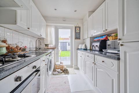3 bedroom terraced house for sale, Wolsey Grove, Edgware, HA8