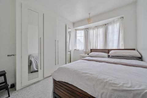 3 bedroom terraced house for sale, Wolsey Grove, Edgware, HA8