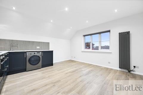 3 bedroom apartment to rent, Whippendell Road, Watford WD18