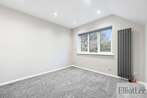 3 bedroom apartment to rent, Whippendell Road, Watford WD18