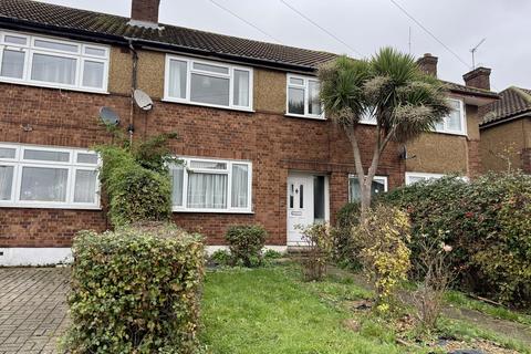3 Glenton Close, Romford, RM1 4AN