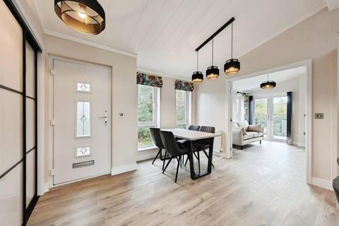 2 bedroom park home for sale, Benham Lane, Riseley, Reading