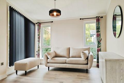 2 bedroom park home for sale, Benham Lane, Riseley, Reading