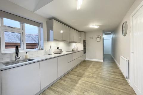 2 bedroom bungalow for sale, Grange Avenue, Thornton FY5
