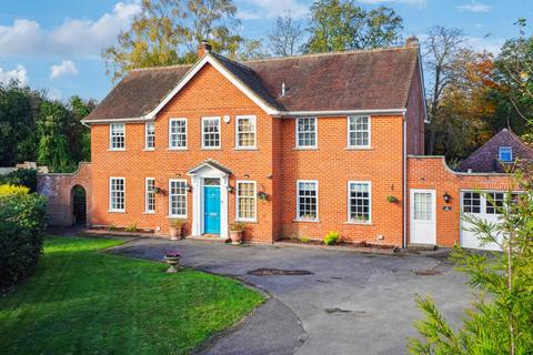 5 bedroom detached house for sale, Sandisplatt Area, Maidenhead