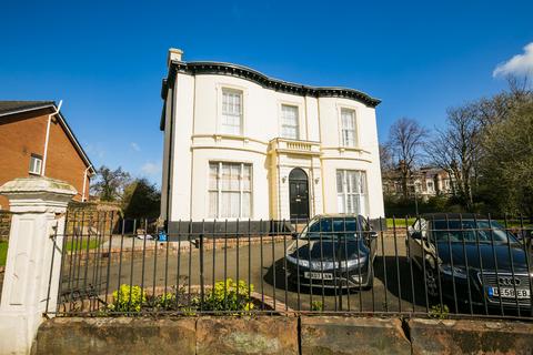 undefined, Wavertree 1 bed with yard and parking
