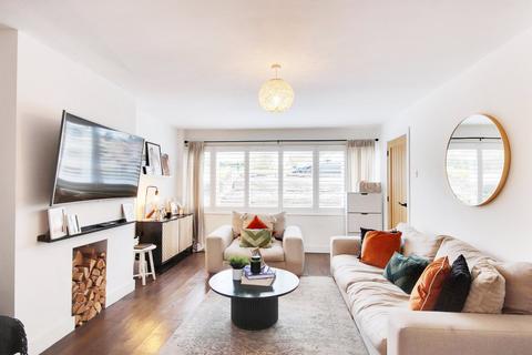 3 bedroom semi-detached house for sale, Castlefields, Istead Rise, Gravesend, Kent, DA13