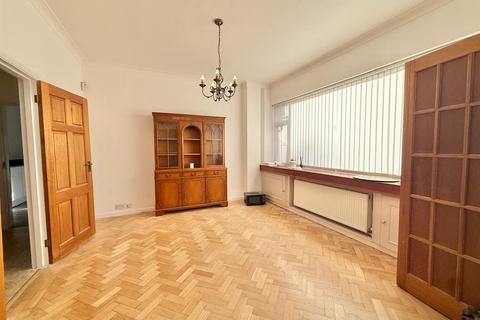 4 bedroom detached house to rent, Fallowfield, Stanmore HA7