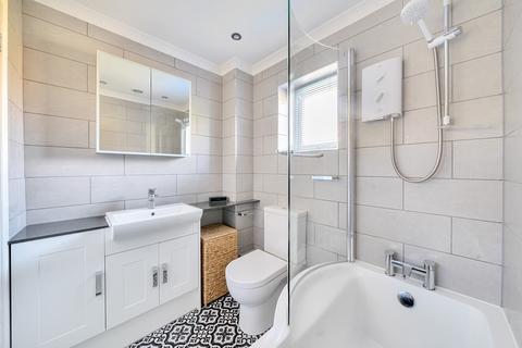 5 Langham Close, North Baddesley, Southampton, SO52 9NT