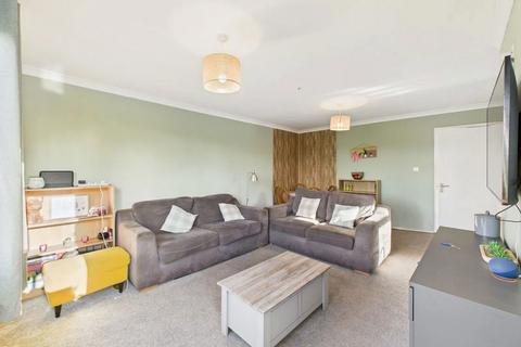 2 bedroom flat for sale, Ocean View Crescent, Brixham