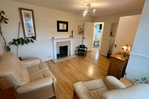 2 bedroom semi-detached bungalow for sale, Underhill Road, Hereford
