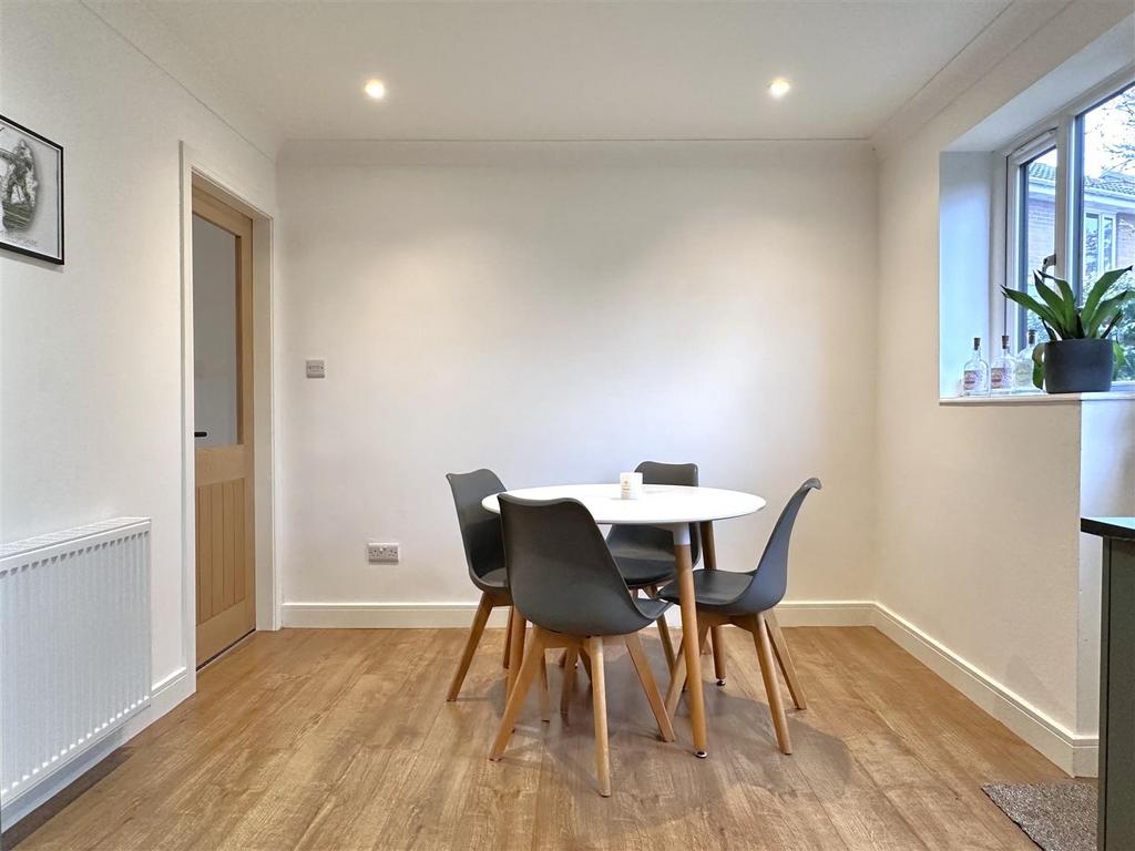 Dining Area 289