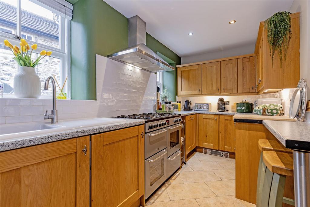 Kitchen-3.jpg
