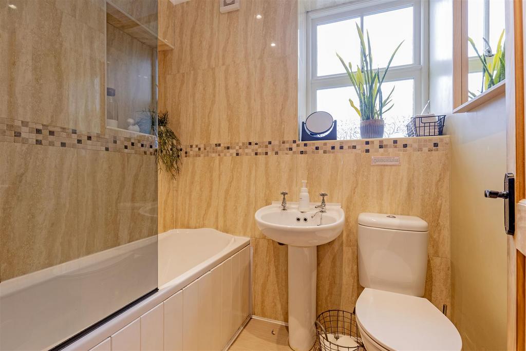 Bathroom-1.jpg