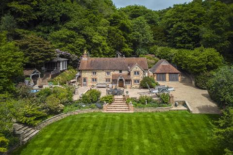 3 bedroom detached house for sale, Horse Block Hollow, Cranleigh, Surrey, GU6