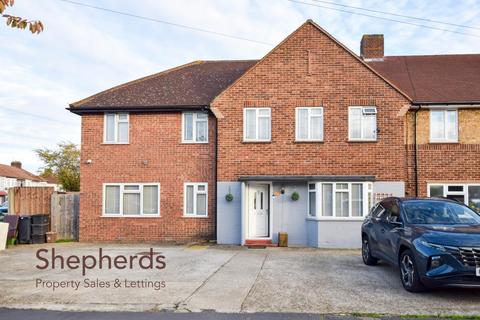 undefined, Raglan Avenue, Waltham Cross EN8