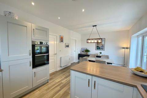 4 bedroom detached house for sale, Mckelvey Way, Audlem, CW3