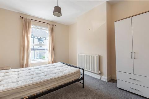 undefined, Roman Place, Leeds LS8