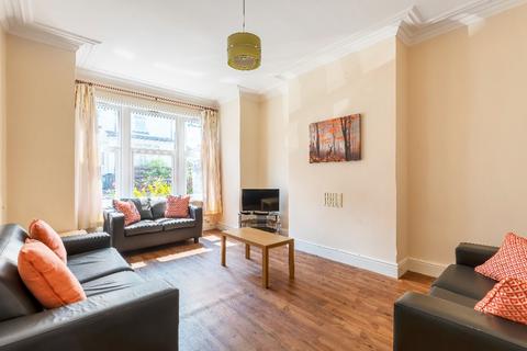 undefined, Roman Place, Leeds LS8
