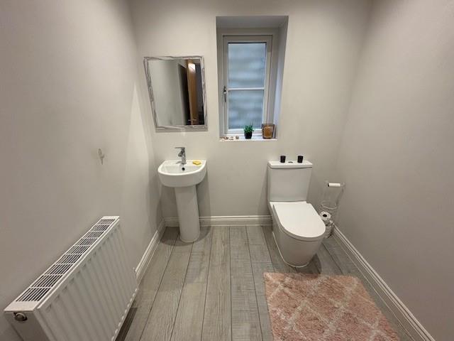 Toilet.jpg
