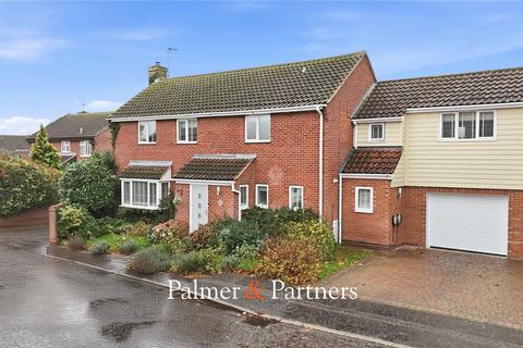 5 bedroom detached house for sale, Henniker Gate, Chelmsford CM2