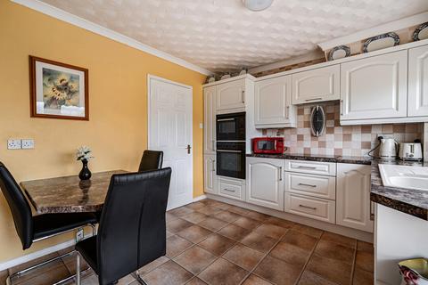 undefined, Cricklade Road, Swindon, SN2