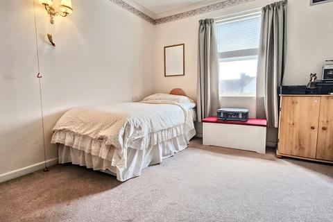 undefined, Exeter EX2