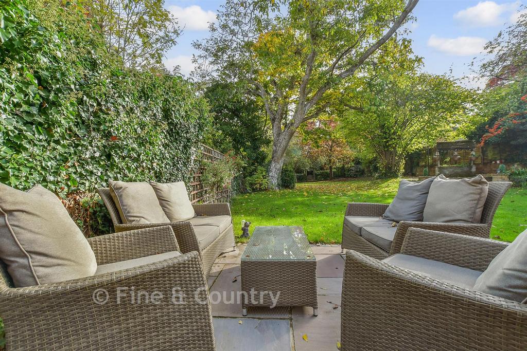 Patio / Decking
