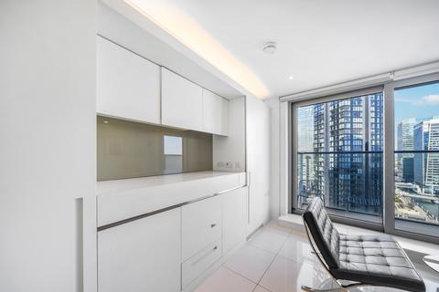 Studio to rent, Pan Peninsula Square, Canary Wharf, London, E14