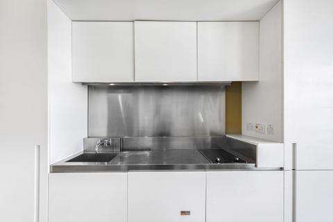 undefined, Pan Peninsula Square, Canary Wharf, London, E14