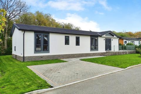 2 bedroom park home for sale, Benham Lane, Riseley, Reading