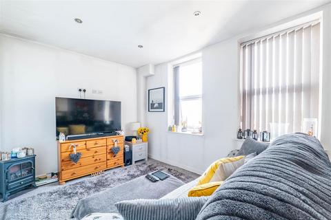 1 bedroom apartment for sale, St. Thomas's Road, Chorley